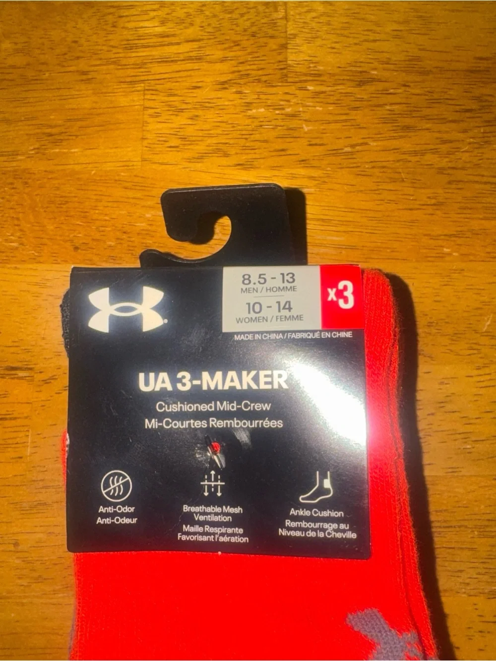 Under Armour 3-Maker 3 Pair Mid Crew Socks L Red Black Gray Men’s New With Tags
